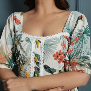 Flower Crinkle Crepe Dress with Lace - Image 3