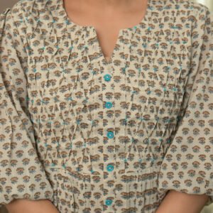 Small Buta Dress With Pintucks - Image 3