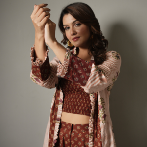 Block Print Crop Top and Pant Co-ord with Shrug - Image 3