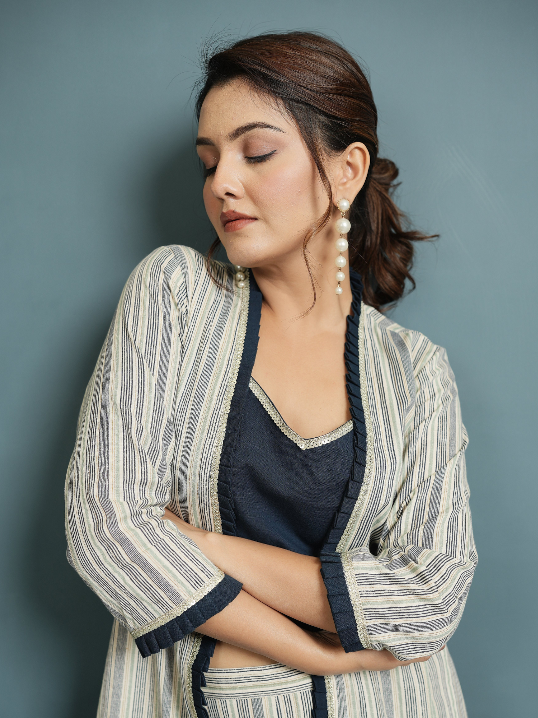 Indigo Crop Top And Pant with Cotton Linen Shrug - Image 3