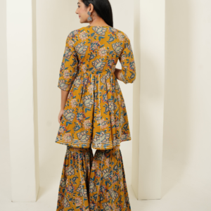 Alternative view of Sharara Set in Kalamkari Design