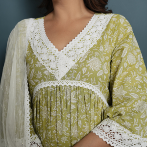 Green White Lace Anarkali Kurta with Pants And Dupatta - Image 3