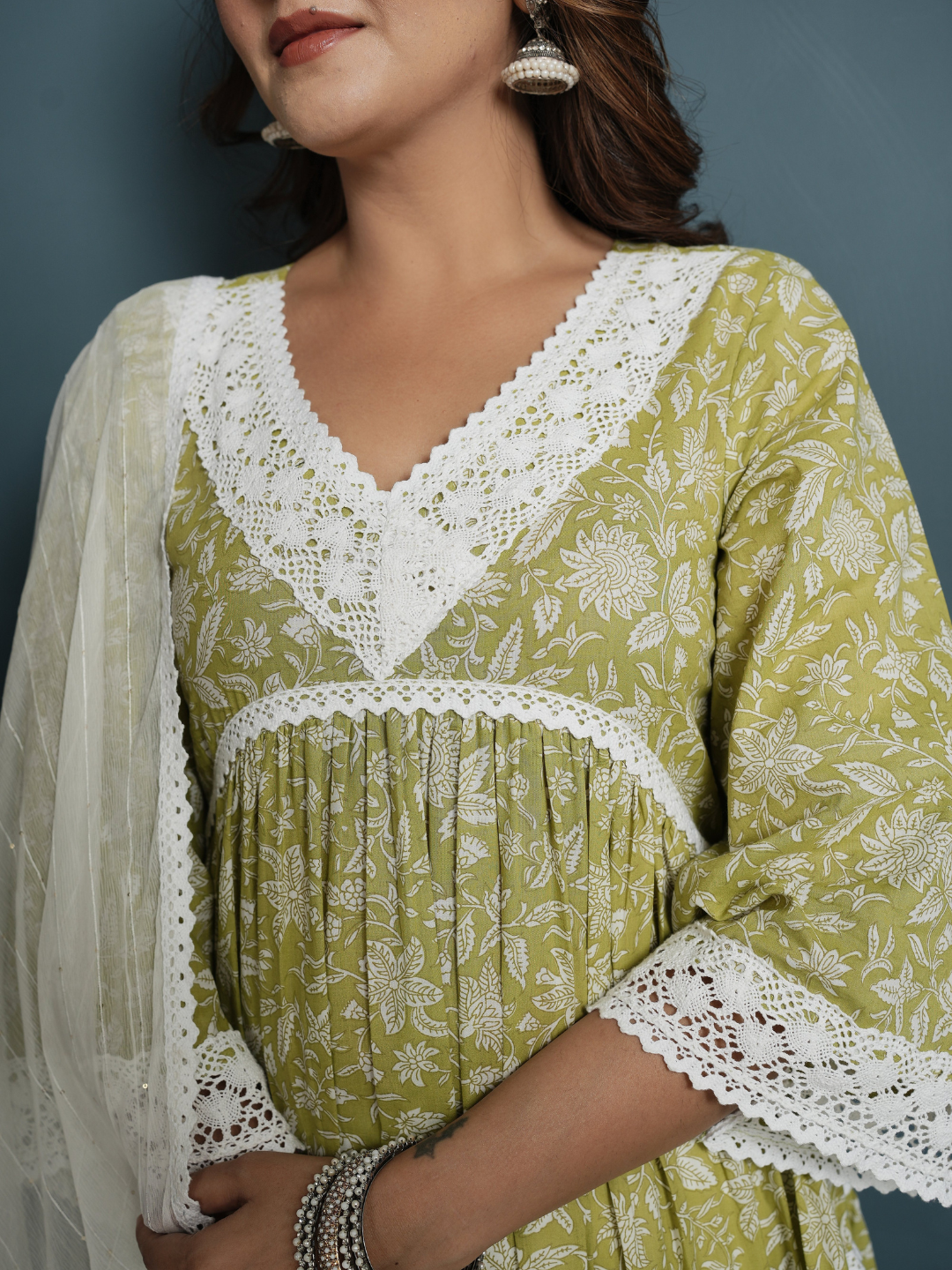 Green White Lace Anarkali Kurta with Pants And Dupatta - Image 3