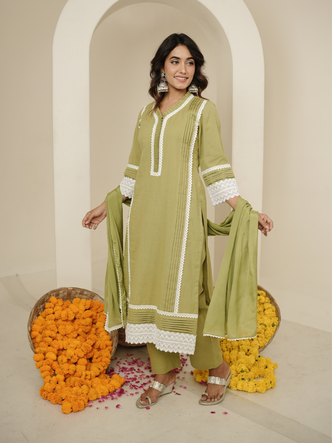 Sage Green Kurta With Dupatta And Pants - Image 6