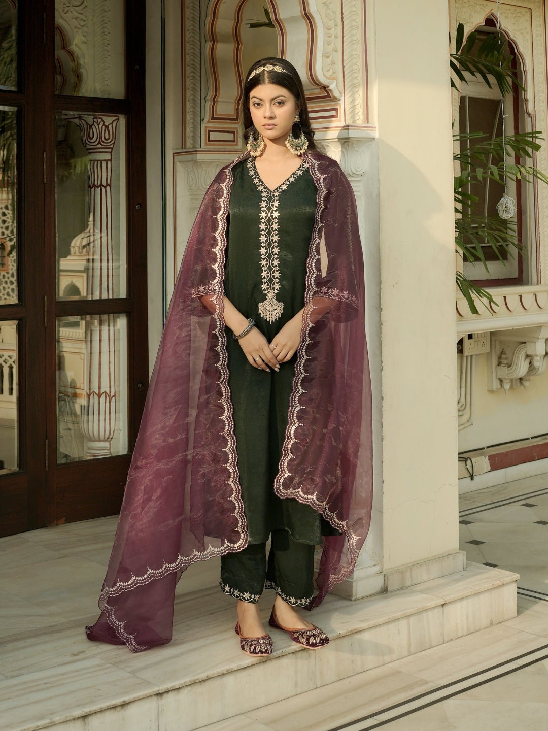 Emerald Elegance Kurta Set - Image 2