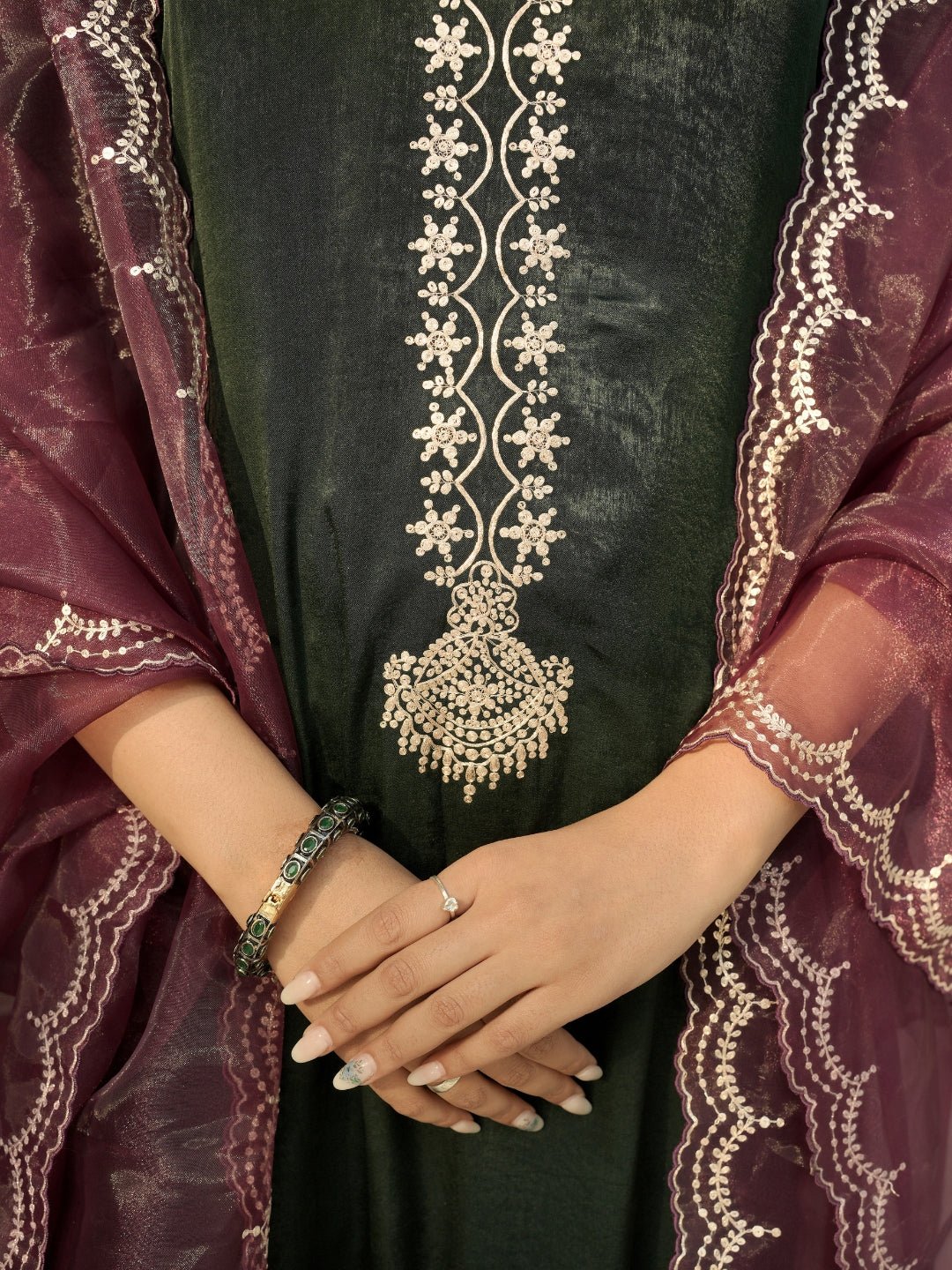 Emerald Elegance Kurta Set - Image 5