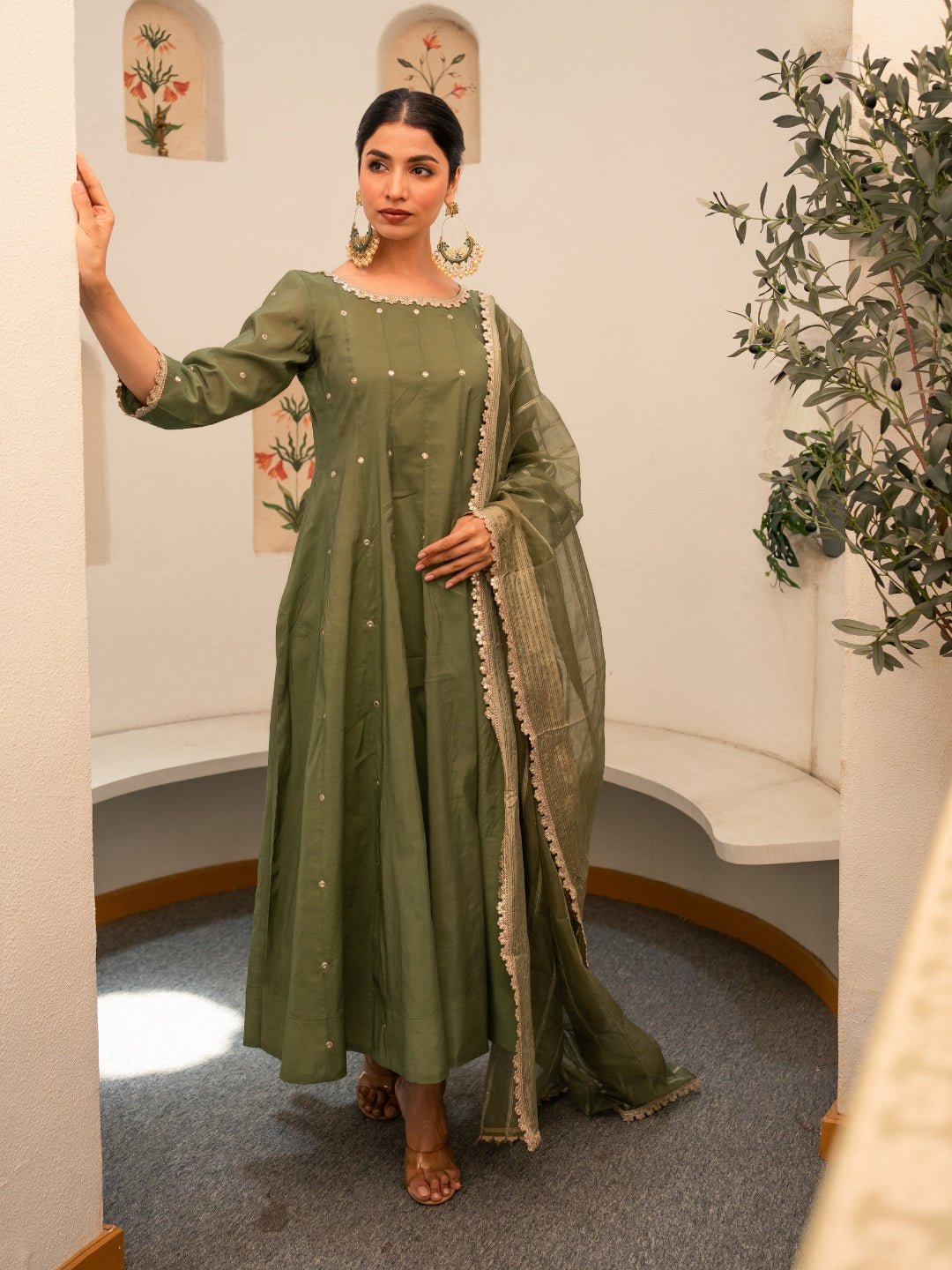 Green Chanderi Anarkali Kurta Set With Dupatta And Pants - Image 6
