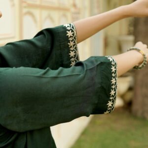 Emerald Elegance Kurta Set - Image 3