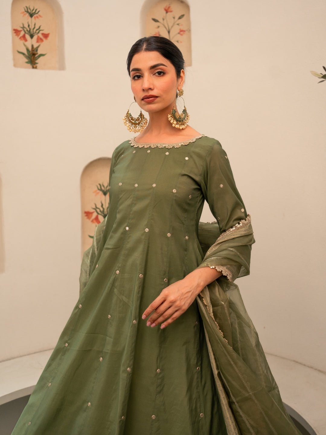 Green Chanderi Anarkali Kurta Set With Dupatta And Pants - Image 7