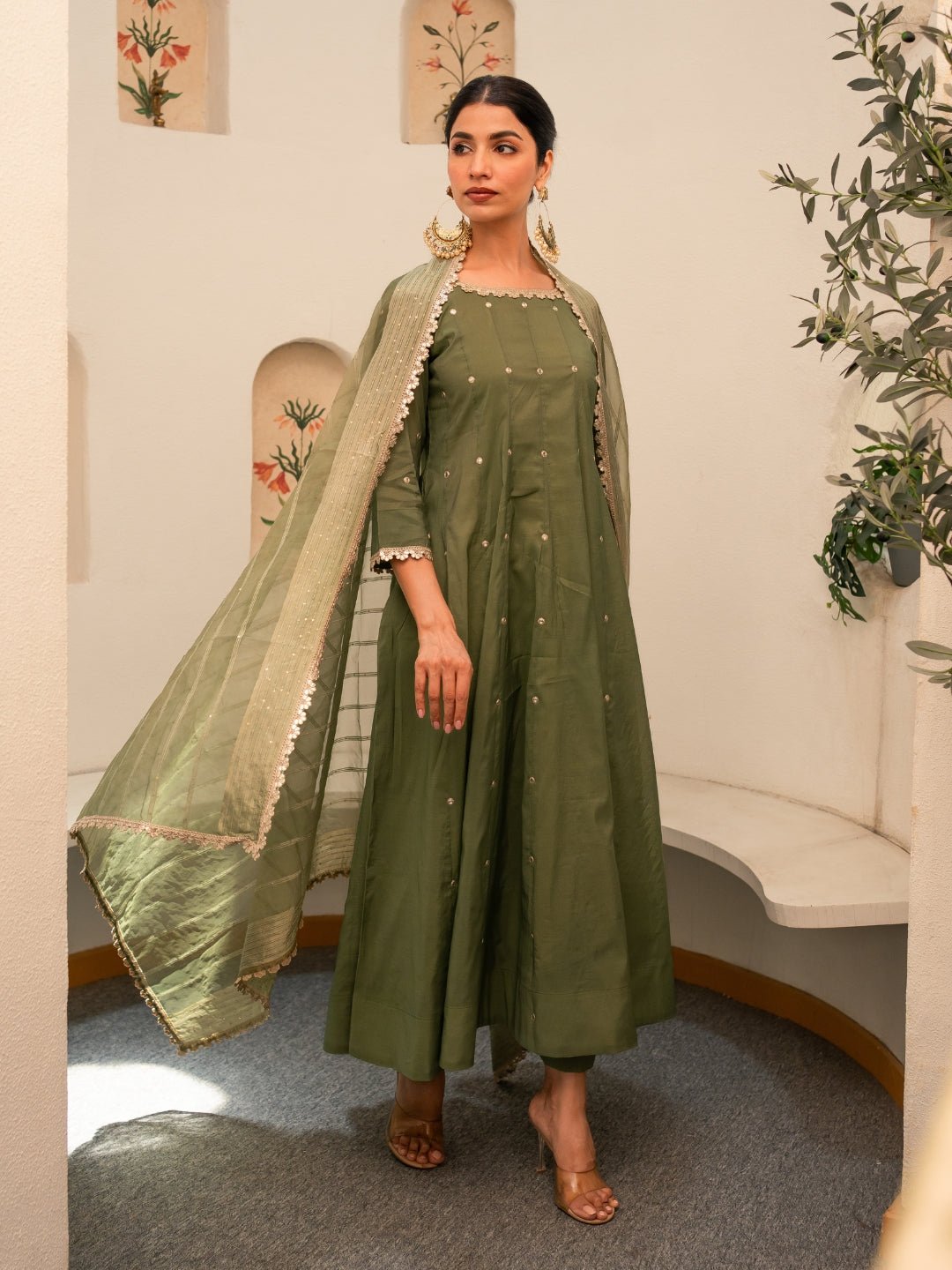 Green Chanderi Anarkali Kurta Set With Dupatta And Pants - Image 8