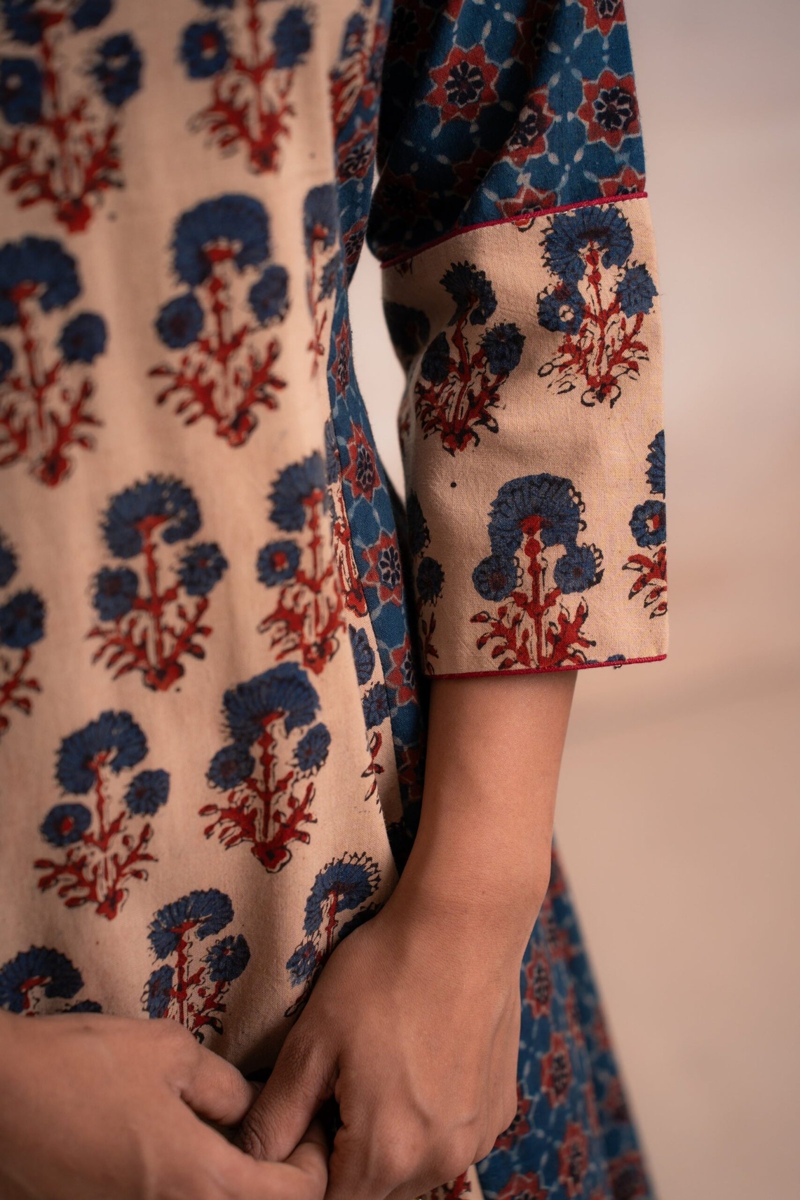 AJRAK BLUE N RED COTTON KURTA SET - Image 11