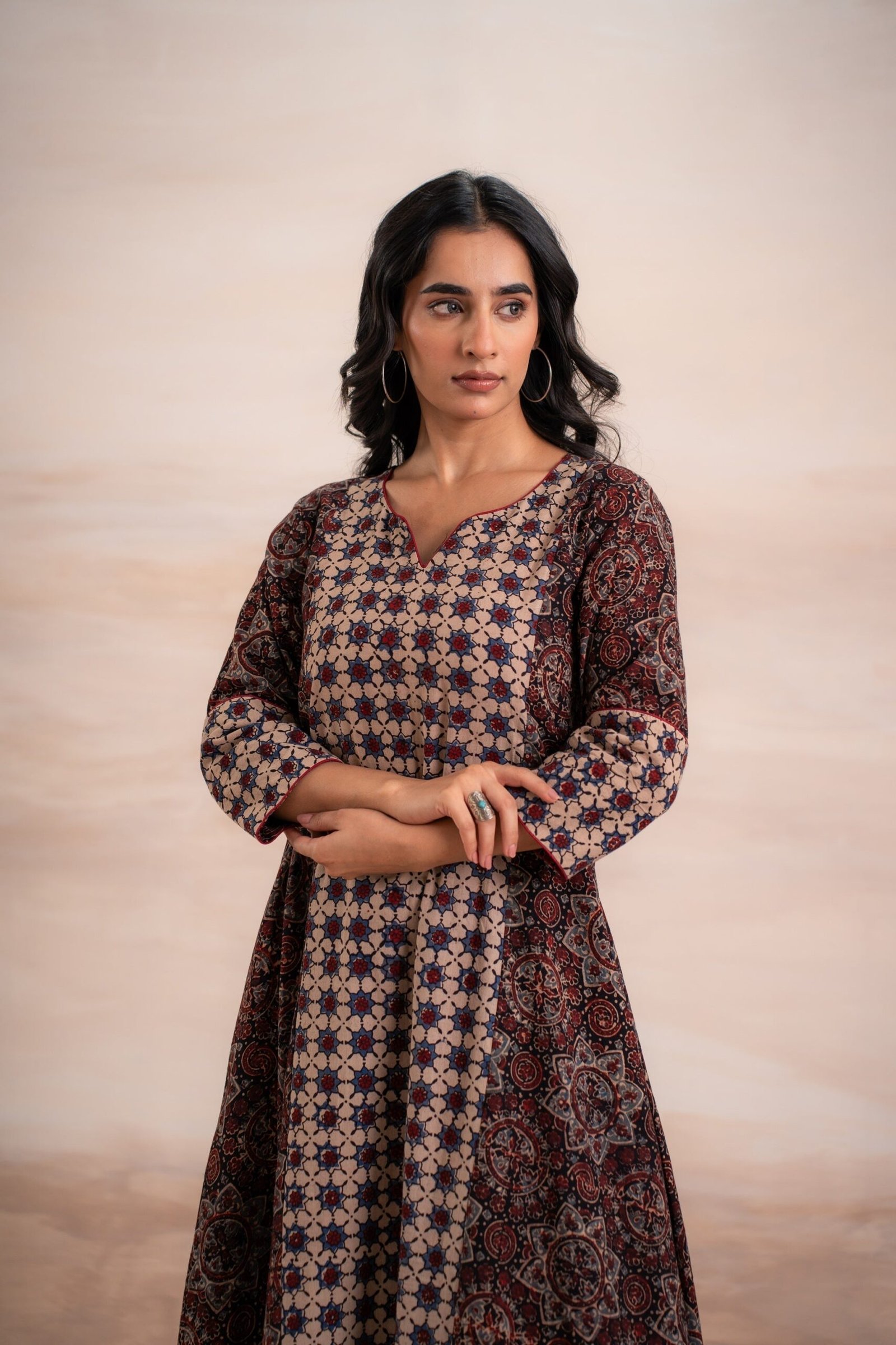 AJRAK BLACK N BLUE COTTON KURTA SET - Image 4