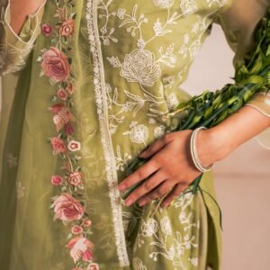 GREEN EMBRIODERY SUIT SET - Image 7