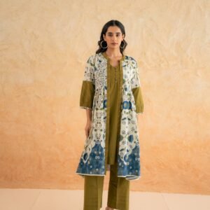 GREEN KURTA SET WITH SHRUG